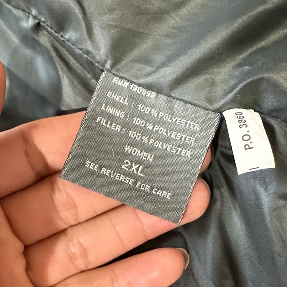 New Balance Maroon Hooded Puffer Vest - Picture 10 of 13